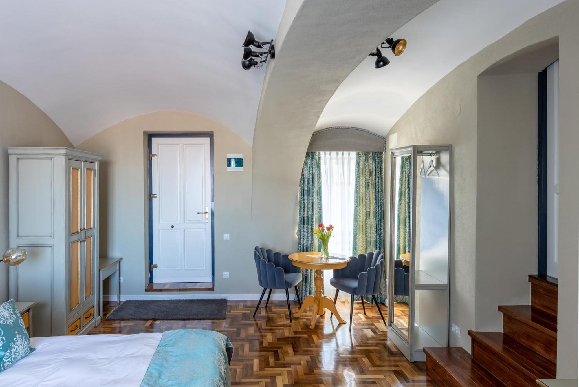 Bed and Breakfast Magister Seven Hermannstadt Exterior foto
